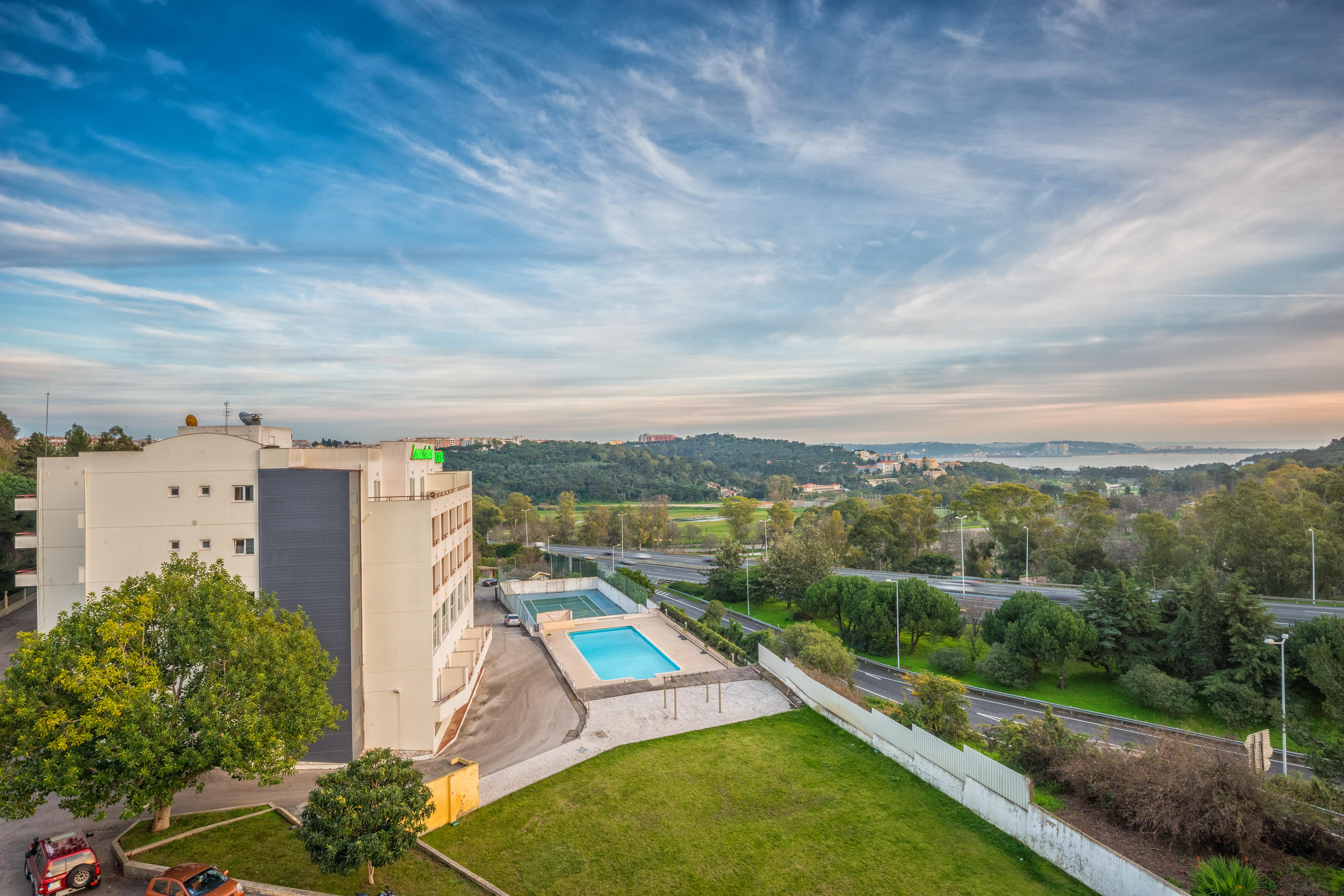 Amazonia Jamor Hotel Linda-a-Pastora Exterior photo